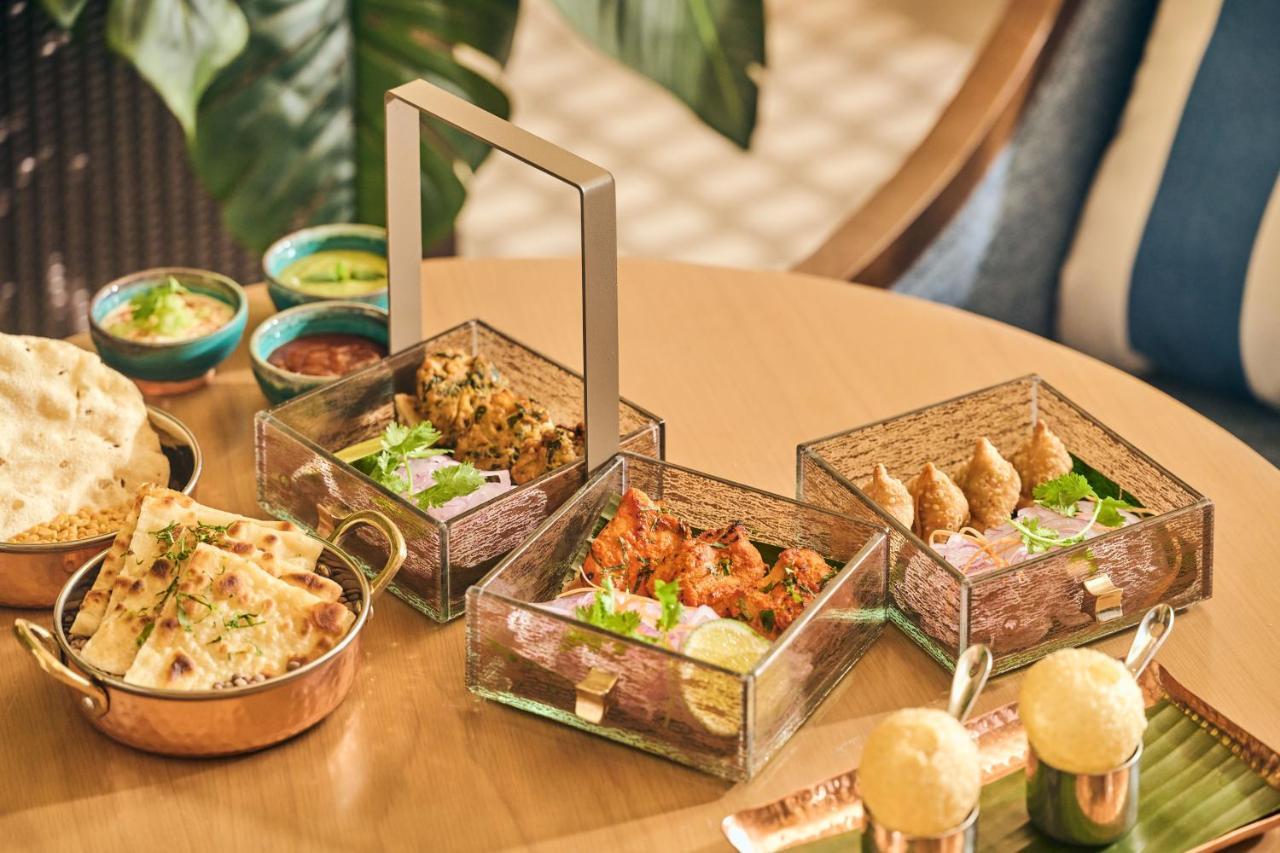 The Fullerton Ocean Park Hotel Hong Kong Exterior photo Indian snacks