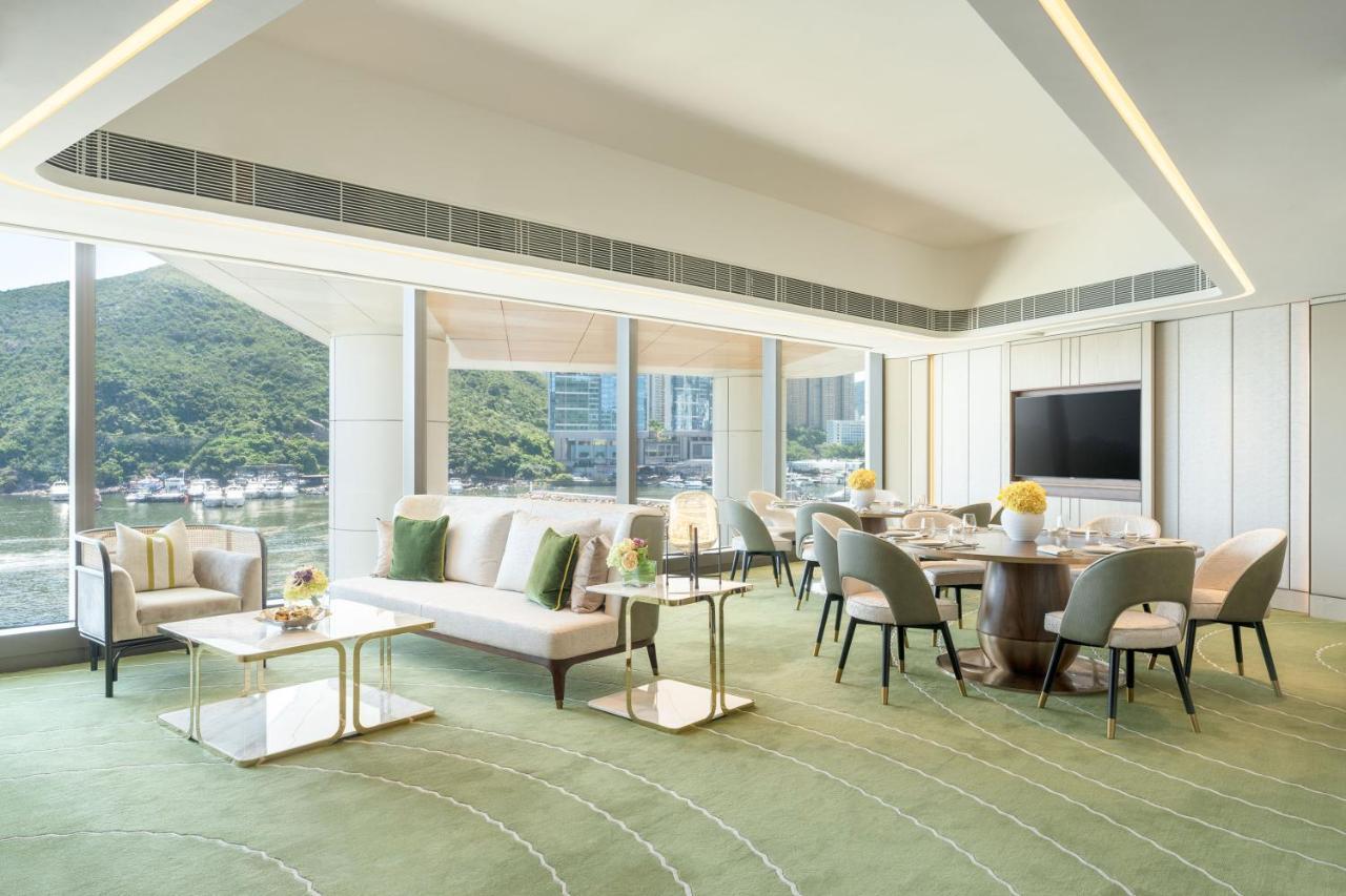 The Fullerton Ocean Park Hotel Hong Kong Exterior photo The Club at The Mira Hong Kong