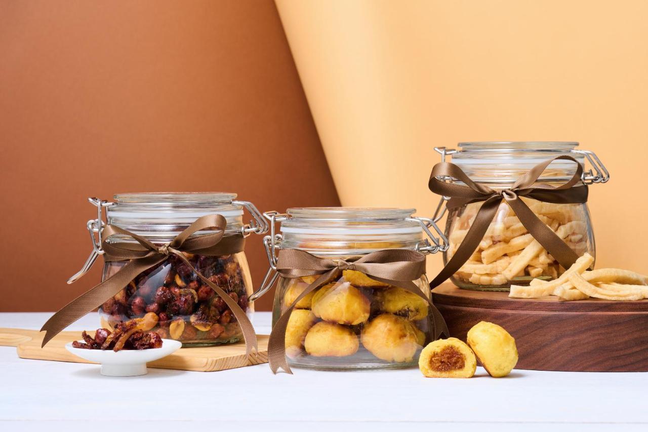 The Fullerton Ocean Park Hotel Hong Kong Exterior photo Dried figs