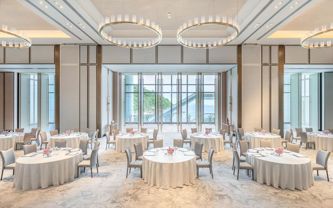 The Fullerton Ocean Park Hotel Hong Kong Exterior photo The ballroom
